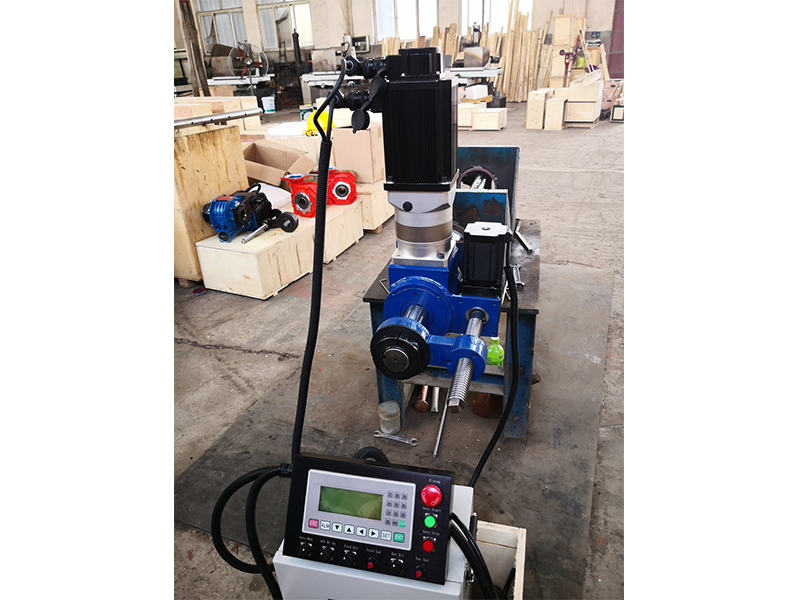 簡(jiǎn)易鏜孔機(jī)